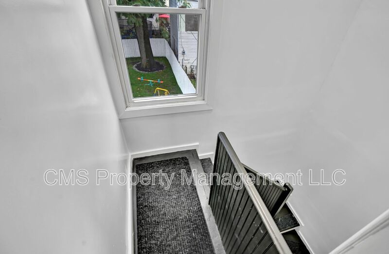 Welcome to 49 Tichenor Terrace - 2nd Floor, Irvington! property image