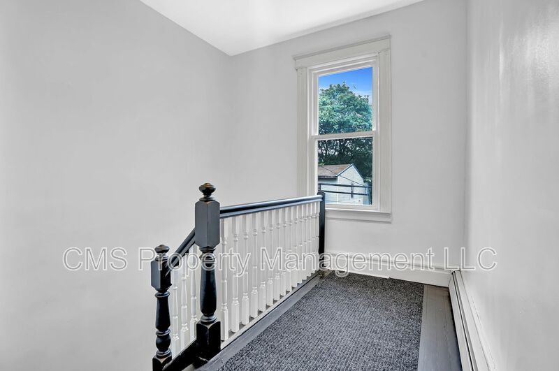 Welcome to 49 Tichenor Terrace - 2nd Floor, Irvington! property image