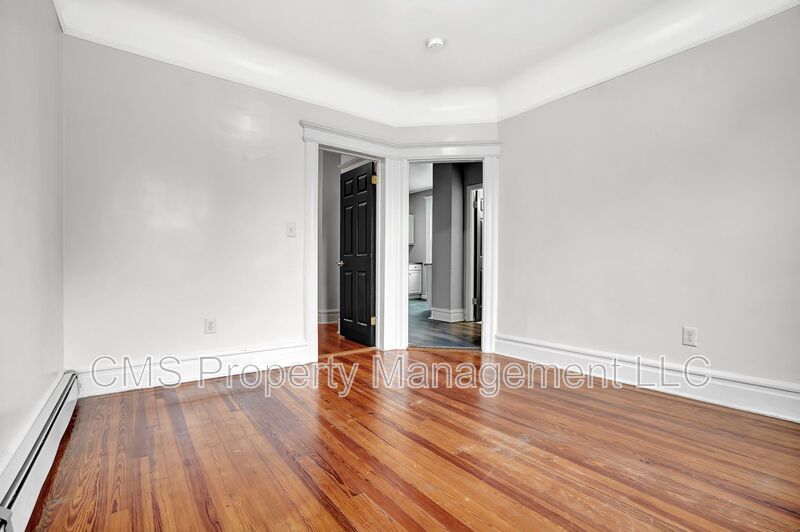 Welcome to 49 Tichenor Terrace - 2nd Floor, Irvington! property image
