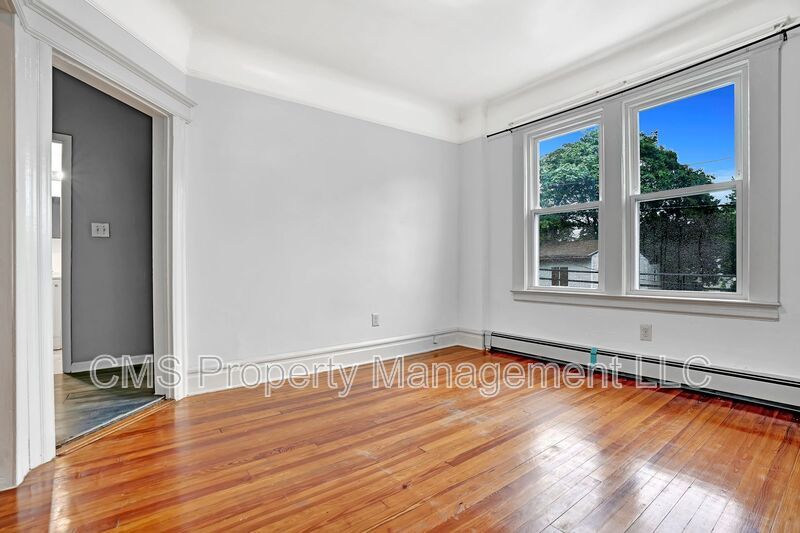 Welcome to 49 Tichenor Terrace - 2nd Floor, Irvington! property image