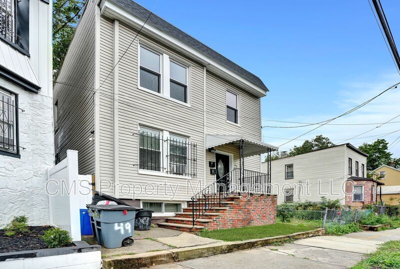 Welcome to 49 Tichenor Terrace - 2nd Floor, Irvington! property image