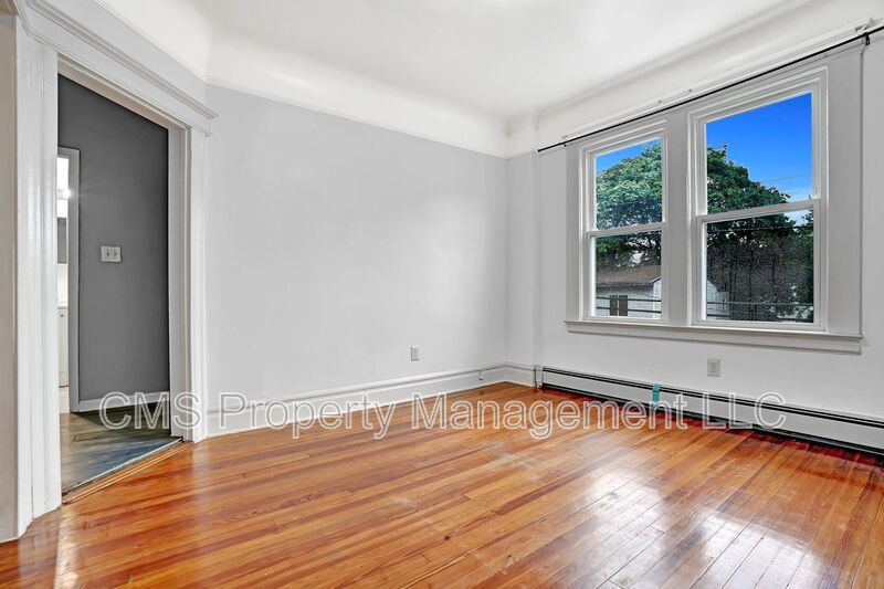 Welcome to 49 Tichenor Terrace - 2nd Floor, Irvington! property image