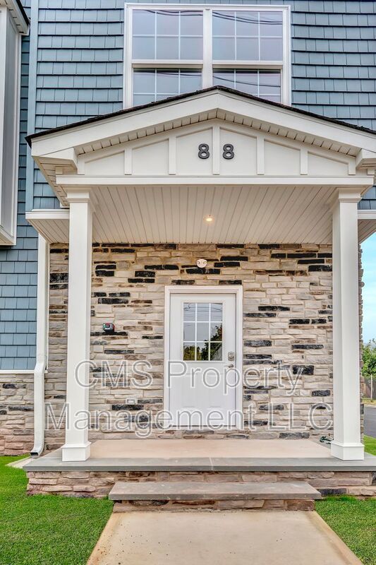 88 Louis St, Unit 8 property image