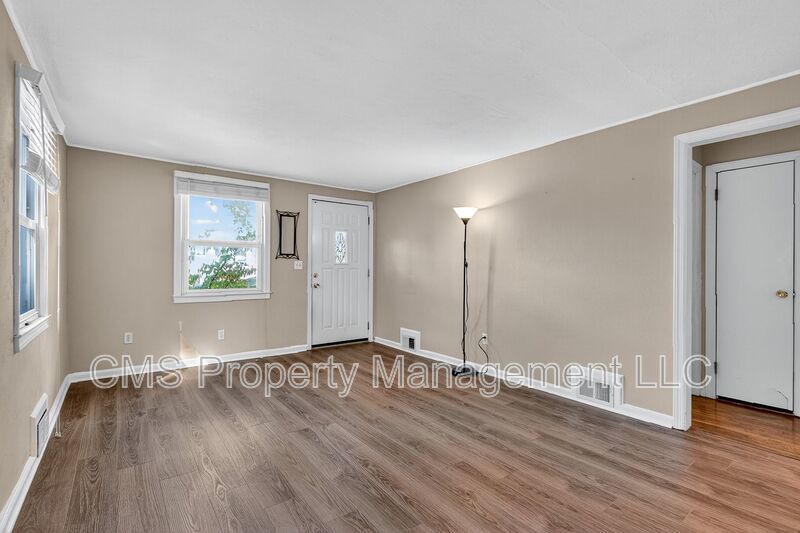 128 South Ave property image