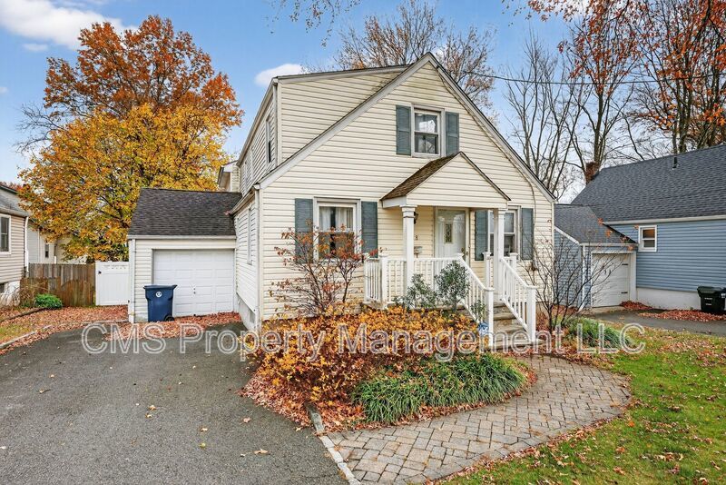 128 South Ave property image