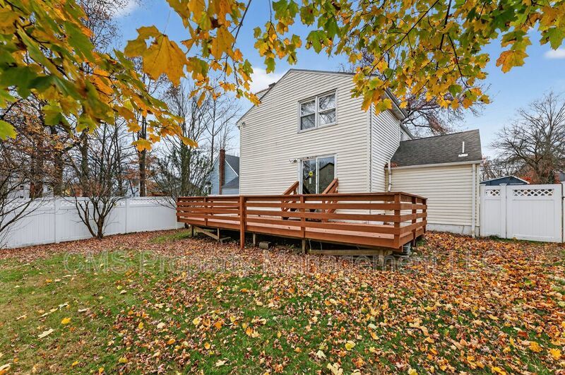 128 South Ave property image