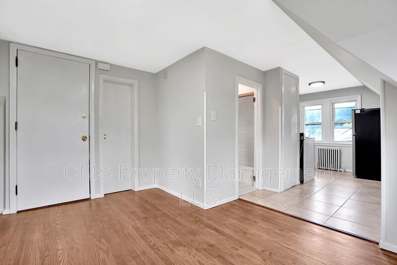 706 Chestnut St. - 3rd Floor property image