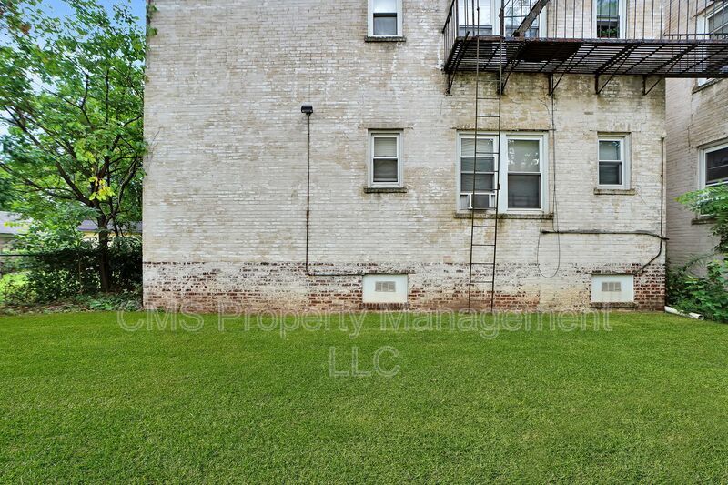 706 Chestnut St. - 3rd Floor property image