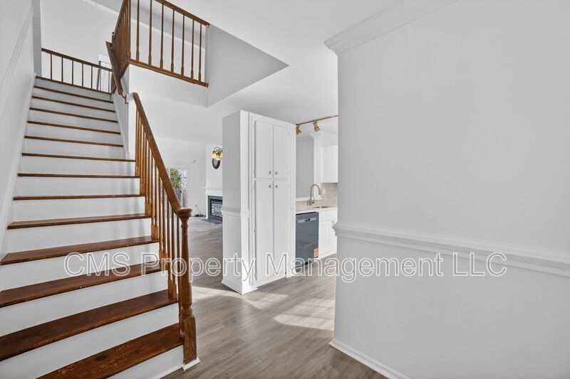 1803 Poplar Ct property image