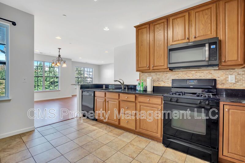 16 Patriots Path property image